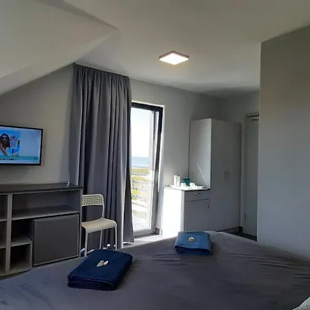 Pionow Rodzinne Apartamenty Urocza 10 Krynica Morska Zimmer foto