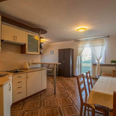 Pionow Rodzinne Apartamenty Urocza 10 Krynica Morska Exterior foto