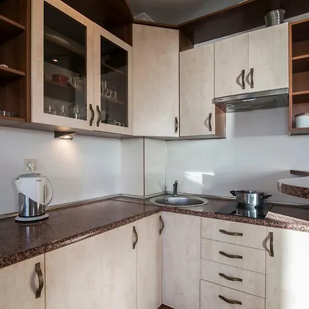 Pionow Rodzinne Apartamenty Urocza 10 Krynica Morska Exterior foto