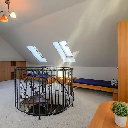 Pionow Rodzinne Apartamenty Urocza 10 Krynica Morska Exterior foto