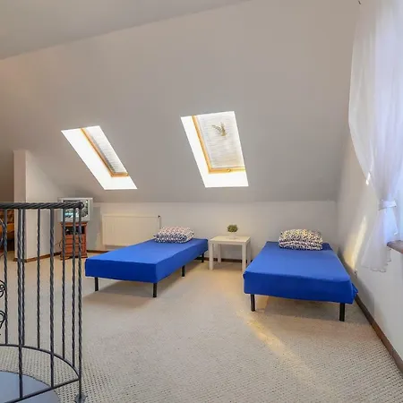 Pionow Rodzinne Apartamenty Urocza 10 Krynica Morska Exterior foto