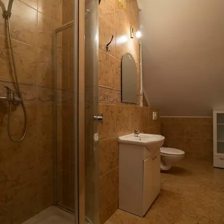 Pionow Rodzinne Apartamenty Urocza 10 Krynica Morska Exterior foto